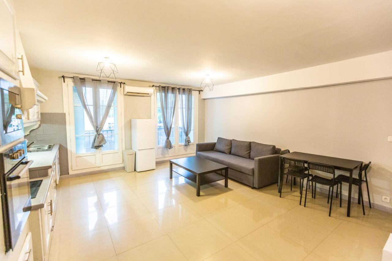 Superbe T4 Renove Spacieux Avec Stationnement Libre Et Gratuit Apartment Марсилия Екстериор снимка