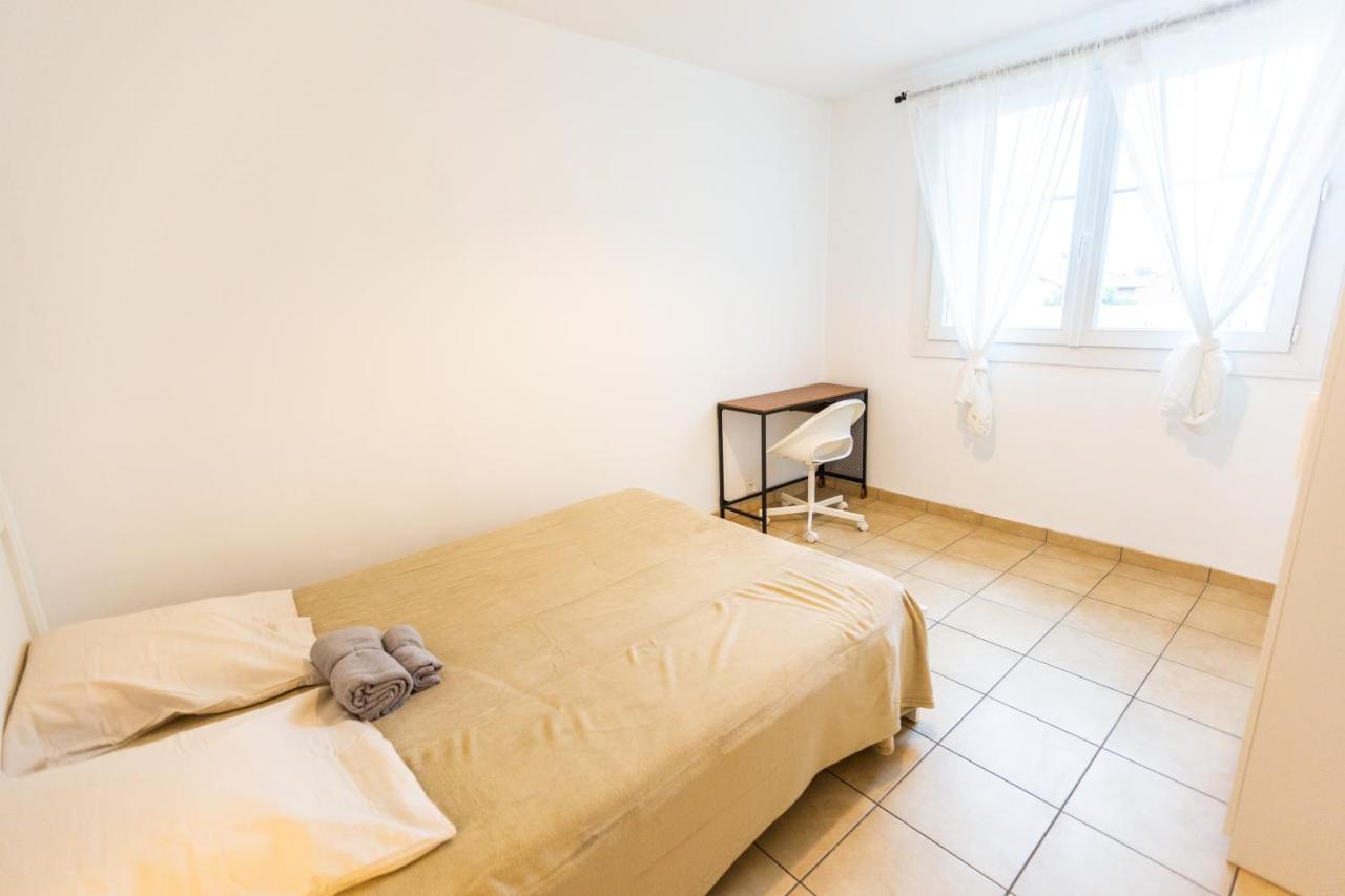 Superbe T4 Renove Spacieux Avec Stationnement Libre Et Gratuit Apartment Марсилия Екстериор снимка