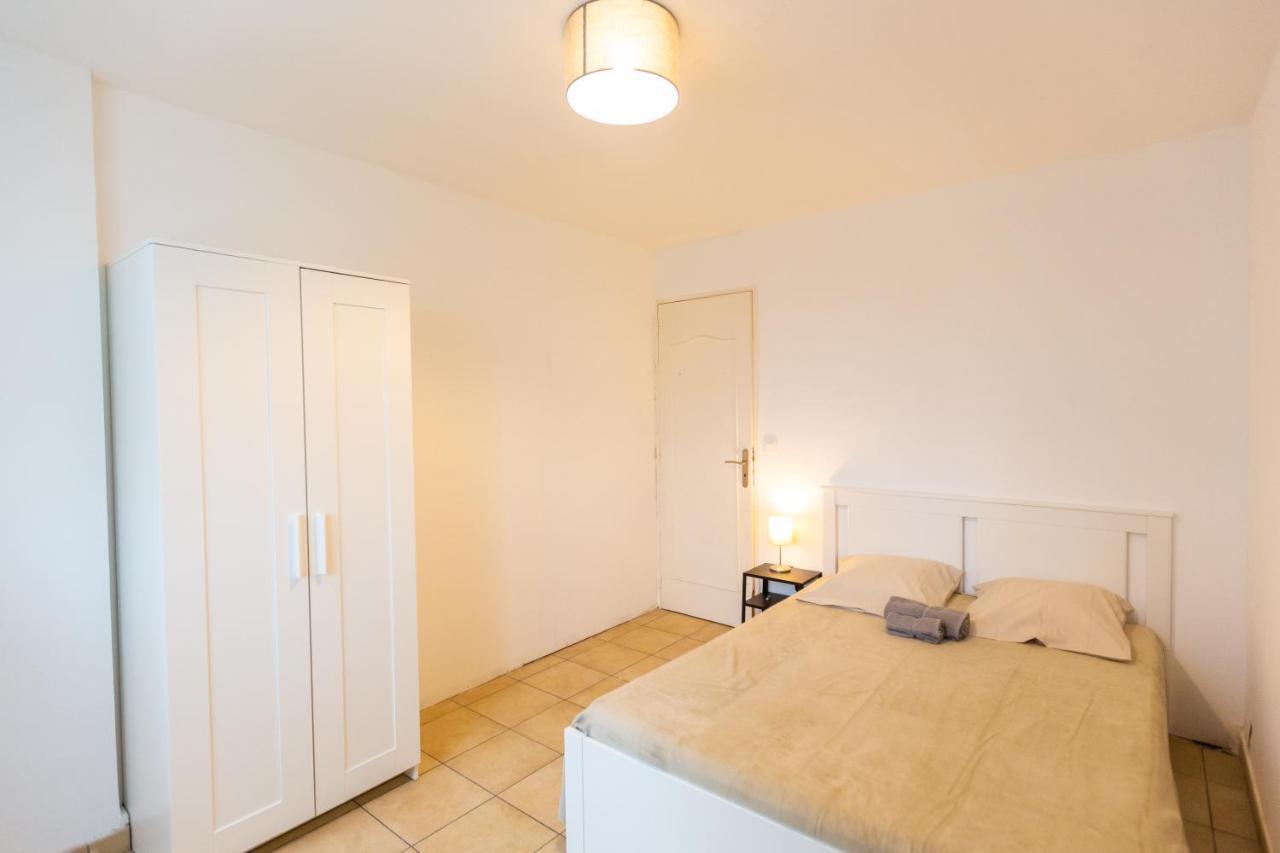 Superbe T4 Renove Spacieux Avec Stationnement Libre Et Gratuit Apartment Марсилия Екстериор снимка