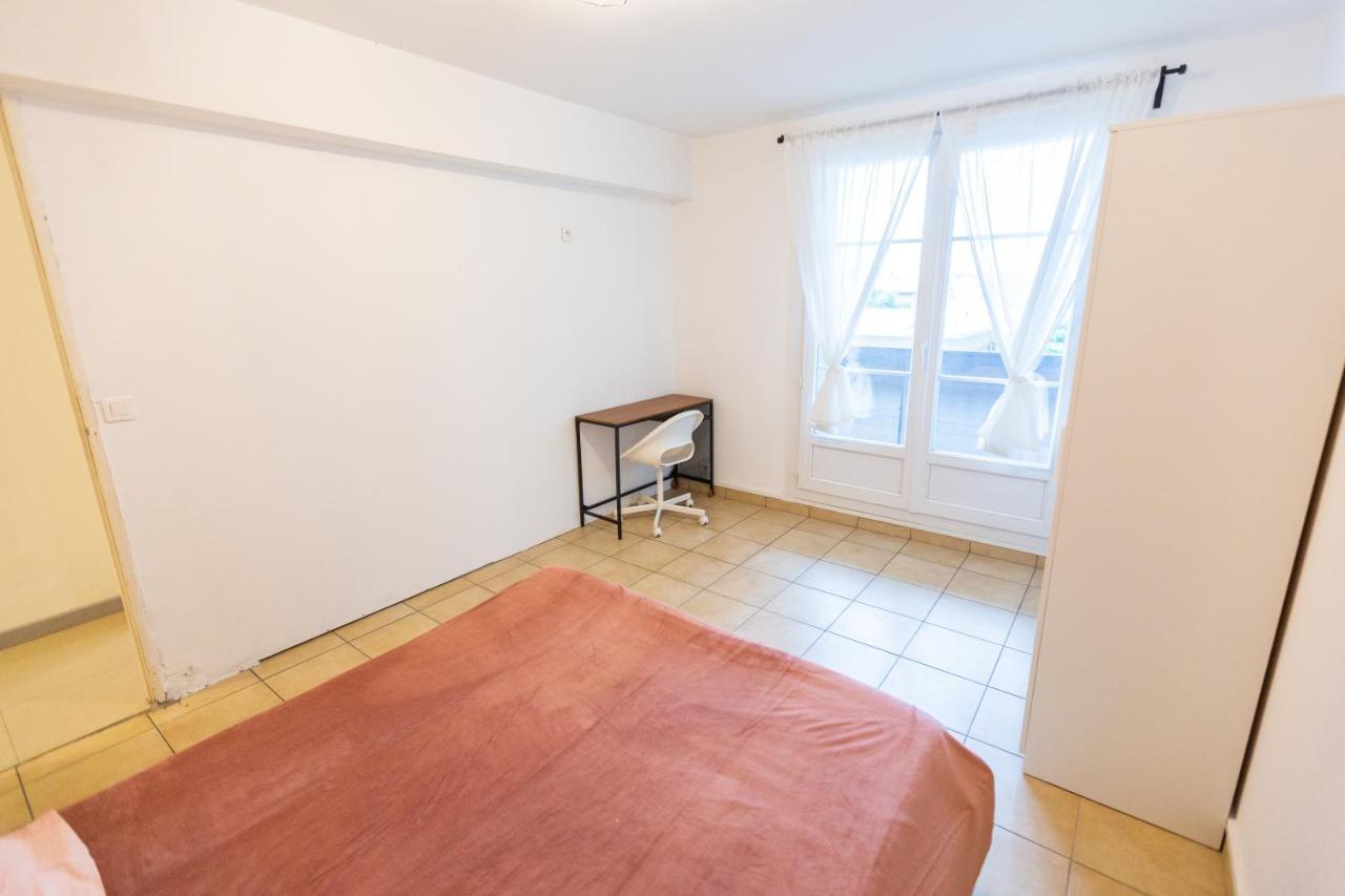 Superbe T4 Renove Spacieux Avec Stationnement Libre Et Gratuit Apartment Марсилия Екстериор снимка