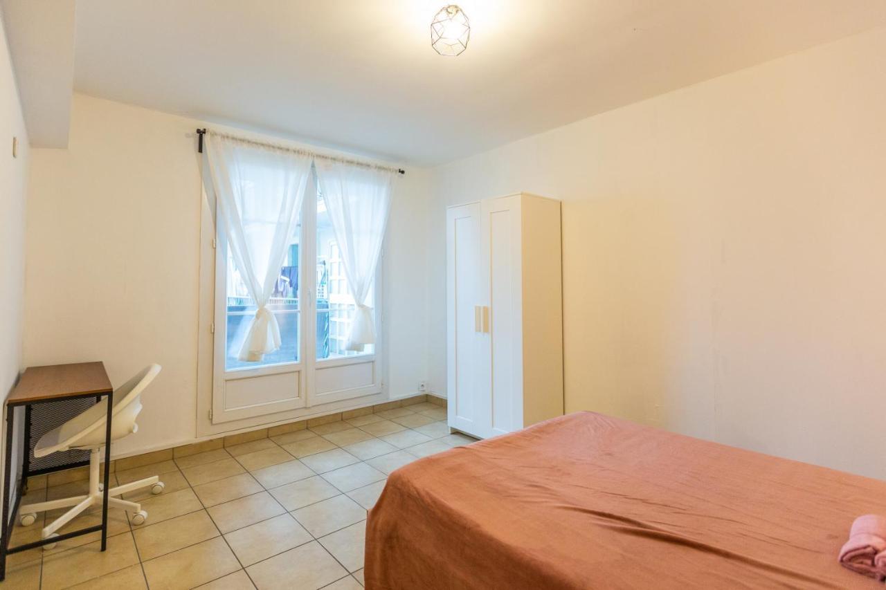 Superbe T4 Renove Spacieux Avec Stationnement Libre Et Gratuit Apartment Марсилия Екстериор снимка