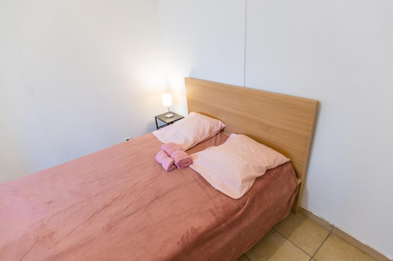 Superbe T4 Renove Spacieux Avec Stationnement Libre Et Gratuit Apartment Марсилия Екстериор снимка